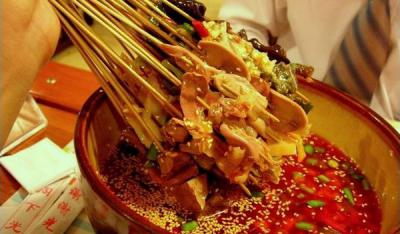 串串香培训机构培训哪家好？串串香汤底调味配方