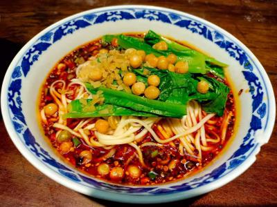 重庆小面技术培训，重庆小面技术做法哪里正宗？