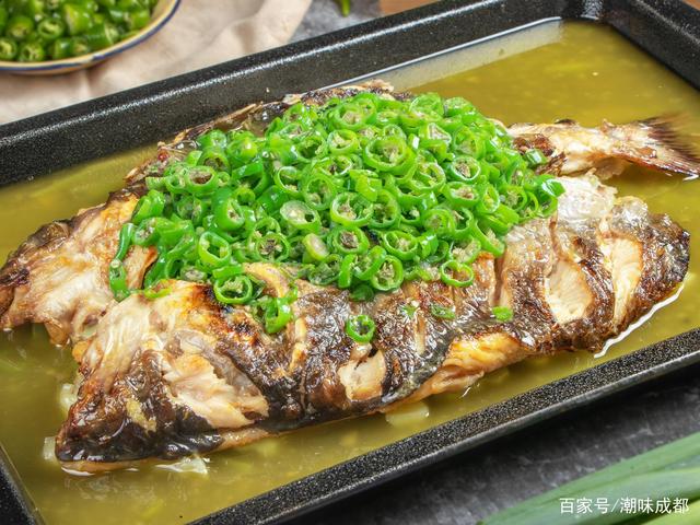 哪里学烤鱼技术培训好？成都烤鱼正宗培训技巧大揭秘