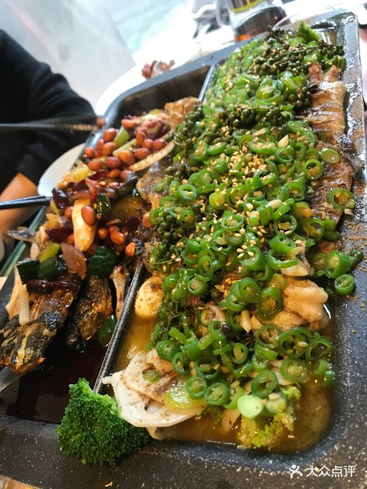 烤鱼技术培训哪里好一点？成都滋味烤鱼培训